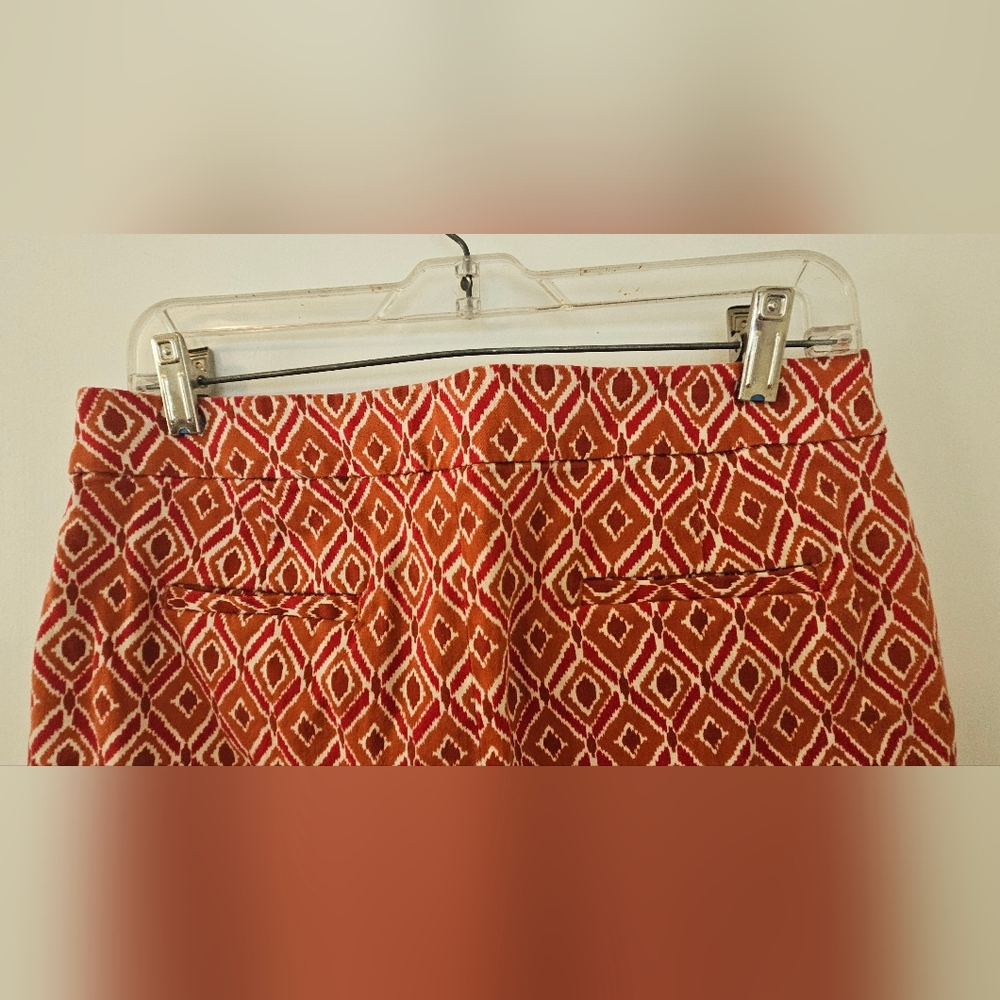 Dalia Collection Modern Fit Geometric Print Skirt Red Orange White Size 10 - Picture 5 of 8